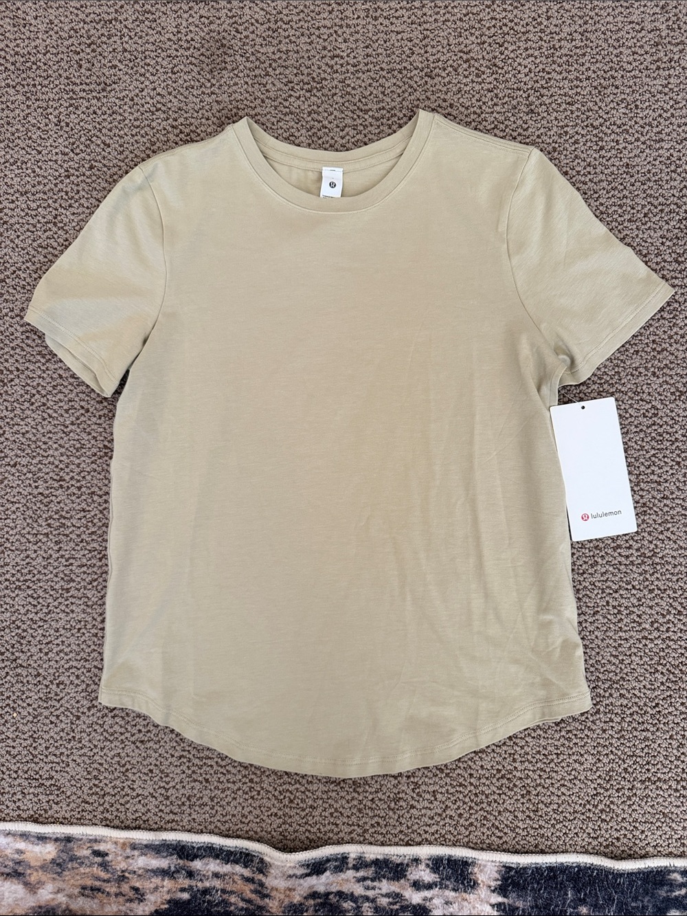 NWT Lululemon short sleeve t shirt